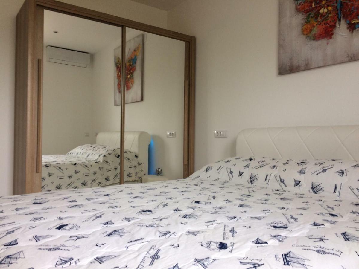 Apartment Marina Komiža 外观 照片